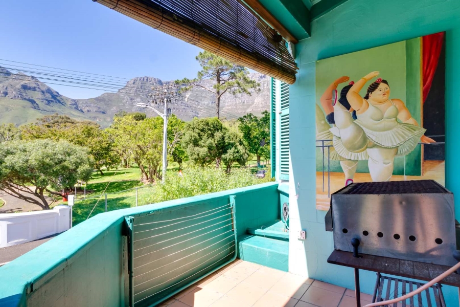 5 Bedroom Property for Sale in Gardens Western Cape